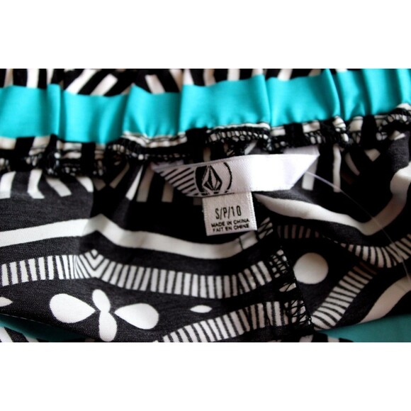 VOLCOM Shorts  Women's S  Swim Coverup Pull-on  Black White & Turquoise Print - Picture 4 of 6